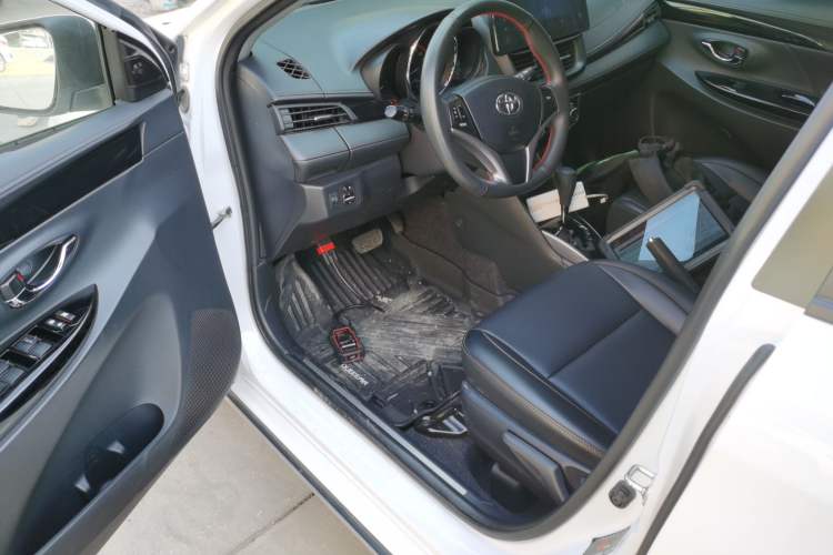 Used Toyota YARiS L Zhi Xuan 2022 X-Trail 1.5L CVT Luxury PLUS Edition