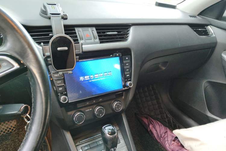 Used Skoda Octavia 2017 1.6L Automatic Smart Drive Edition
