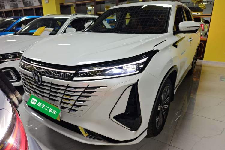 Used CHANGAN CS75 PLUS 2023 3rd Generation 1.5T Automatic Pilot Model
