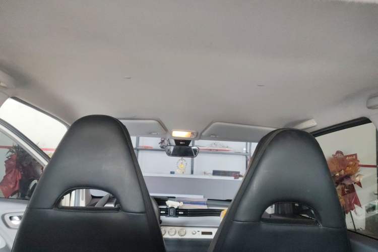 Used Wuling Hongguang MINIEV 2022 Macaron Premium Model – Lithium Iron Phosphate Headliner