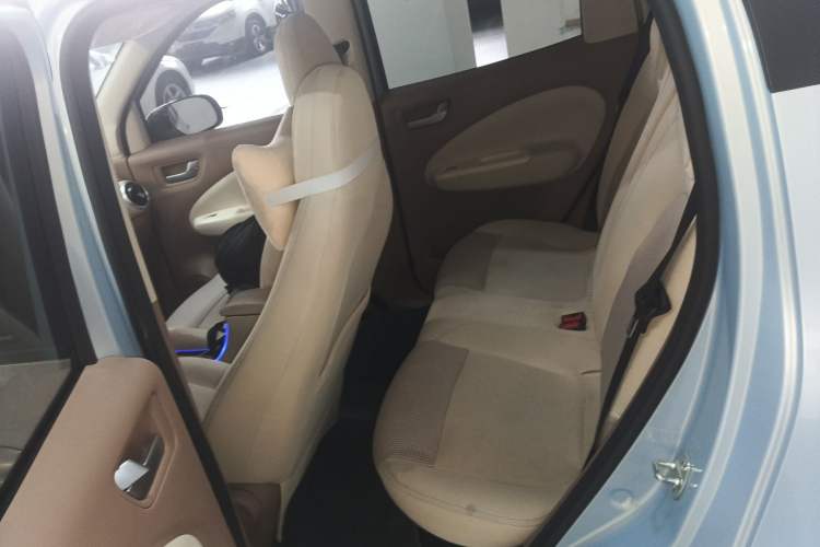 Used Wuling Hongguang MINIEV 2025 Four-Door Version Premium Edition Left Rear Seat