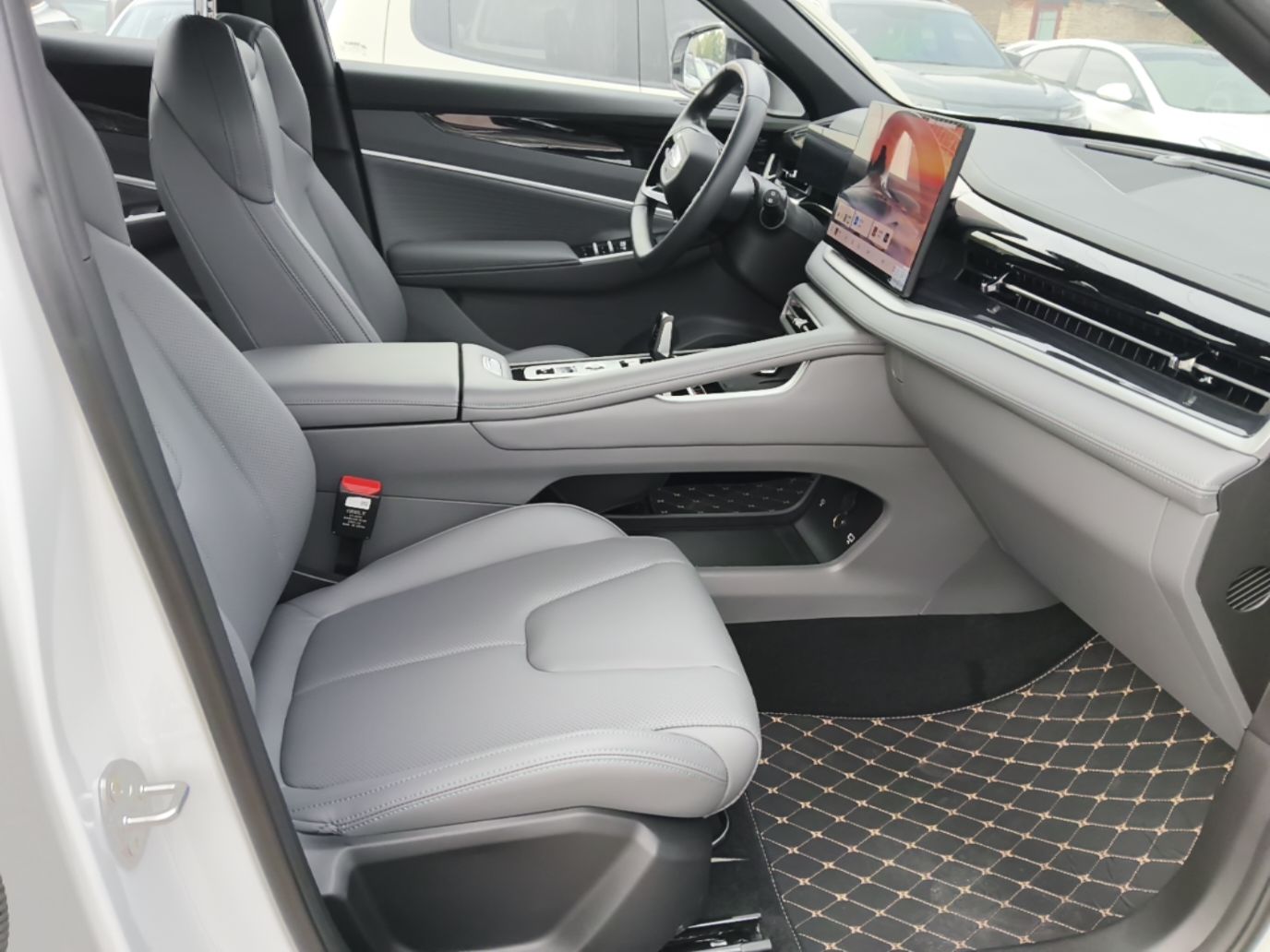 Geely Auto Emgrand X7 Sport 2026 Model 1.5TD Aspirational — снимка 19