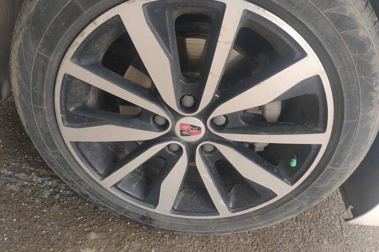 Used Roewe i6 2017 20T Automatic Internet ZhiZun Edition