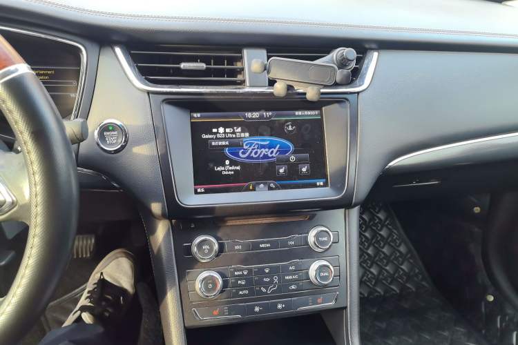 Used Ford Taurus 2016 EcoBoost 180 Luxury Model