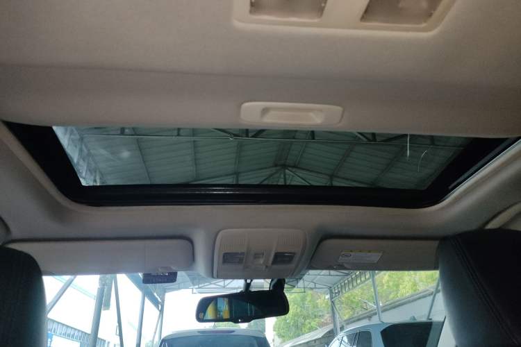 Used Mazda Atenza 2015 2.0L Blue Sky Luxury Edition Headliner