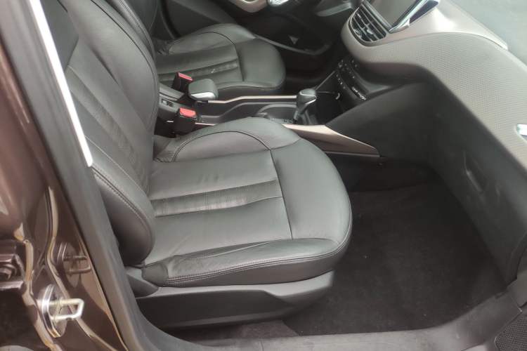 Used Peugeot 2008 2014 1.6L Automatic Navigation Edition Right Front Seat