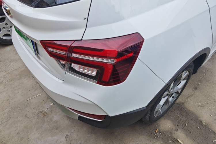Used Geely Auto Vision S1 2018 1.5L CVT FENGXING Model
