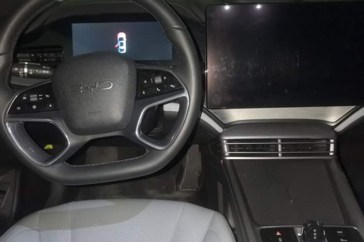 Used BYD Seal 2023 DM-i 1.5L 121km Luxury Model
