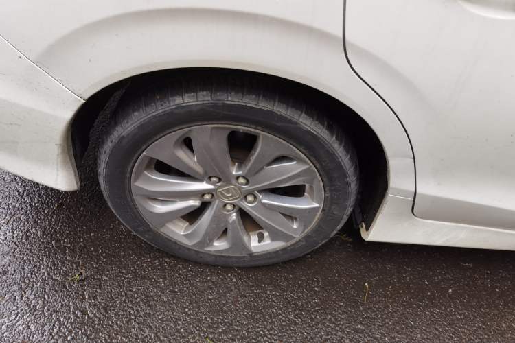 Used Honda Jade 2017 1.8L automatic Comfort version 5 seats