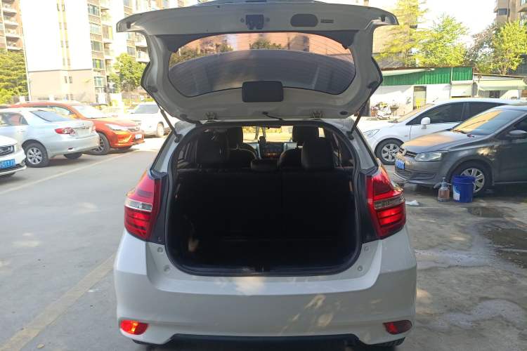 Used Toyota YARiS L Zhi Xuan 2019 1.5E CVT Dynamic Edition China VI compliant