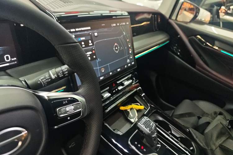 Used GAC Trumpchi M8 2024 Master Series 400T Ultimate Edition Audio And AC Panel