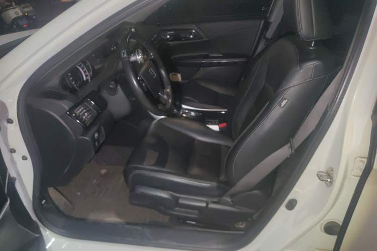 Used Honda Accord 2016 2.0L Elite Edition
