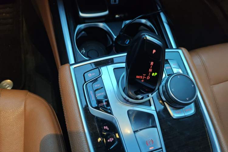 Used BMW 7 Series 2016 730Li Leading Model
