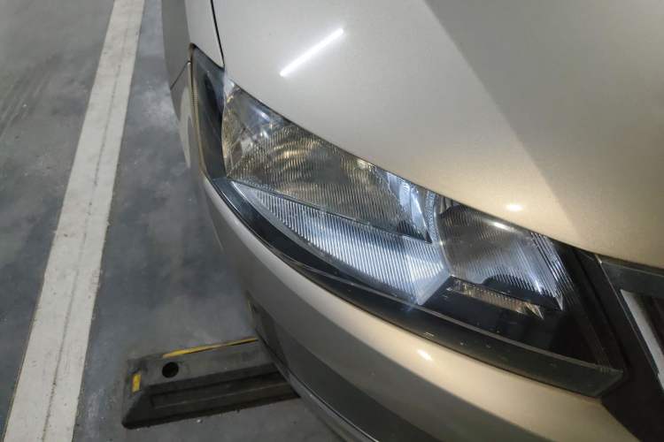 Used Skoda Rapid 2015 1.6L Automatic Smart Selection Model