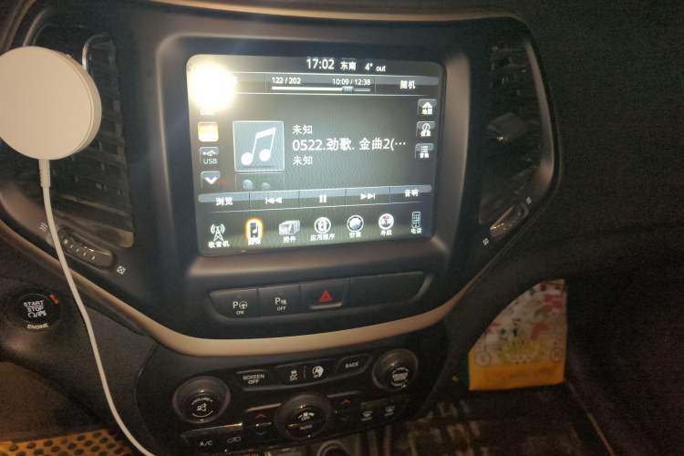 Used Jeep Cherokee 2016 2.4L Superior Edition
