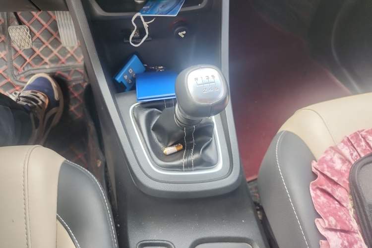 Used Baojun 360 2018 1.5L Manual Luxury Edition China V Gear Lever