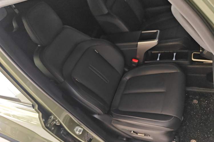 Used iCAR V23 2025 501 Four-Wheel Drive Intelligent Driving Version Right Front Seat