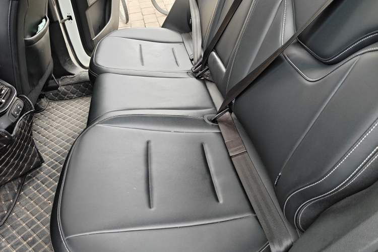 Used Haval H6 2021 3rd Generation 1.5T Automatic Two-Wheel Drive Pro Left Rear Seat