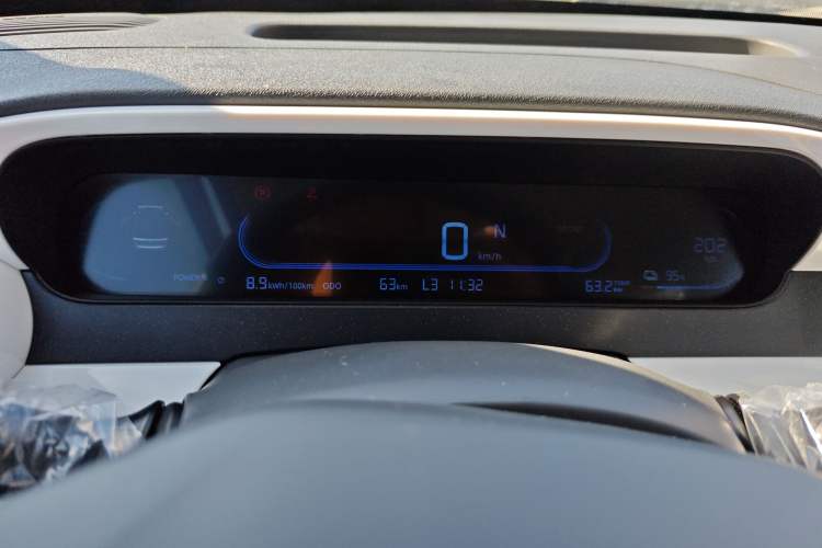 Used Geely Galaxy Panda 2025 210km Panda Rider Instrument Cluster