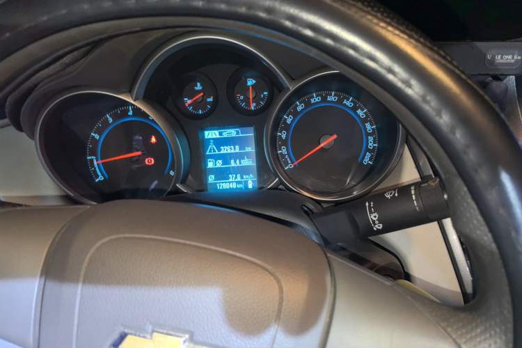 Used Chevrolet Cruze 2015 1.5L Classic SE MT