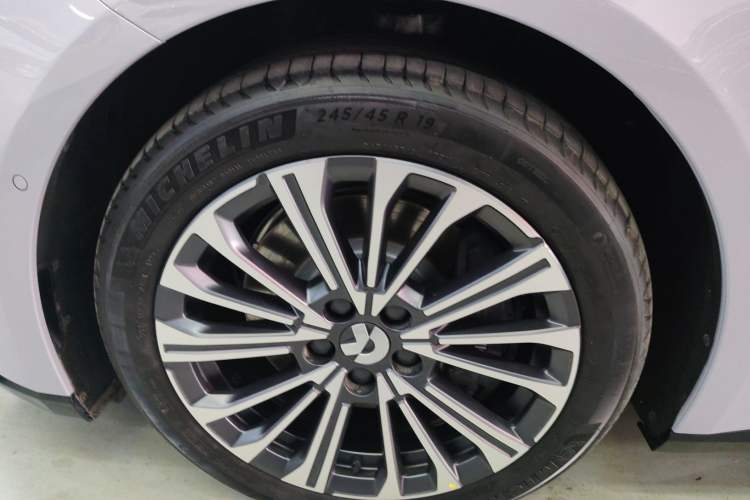 Used Nio ET5T 2024 75kWh Touring