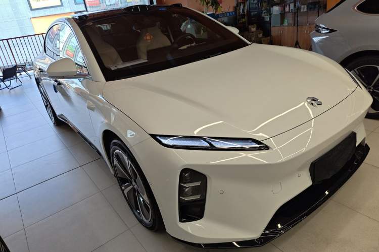 Used Nio ET5 2024 75 kWh
