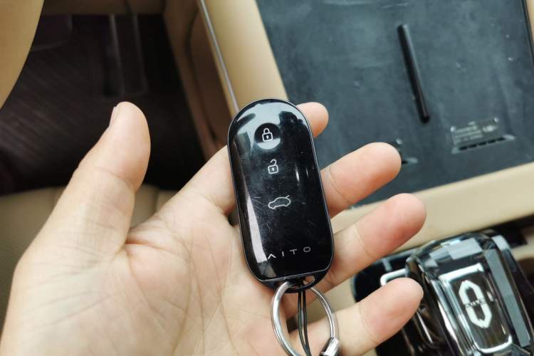 Used Hima AITO M7 2024 1.5T Intelligent Driving 4WD Max Edition 5 Seats
