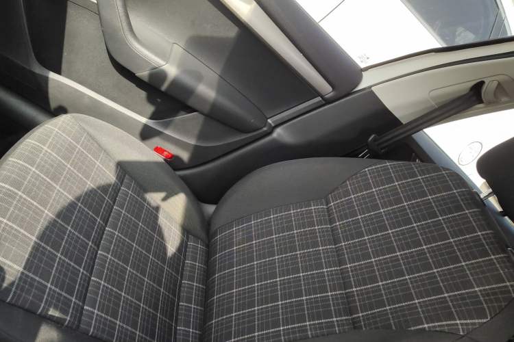 Used Skoda Octavia 2019 1.5L Automatic SmartDrive Comfort Edition China VI Standard