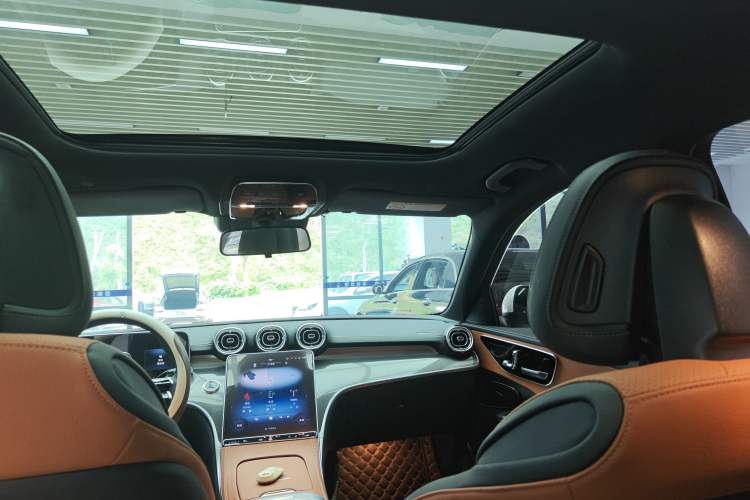 Used Mercedes-Benz C-Class 2023 C 260 L Sport Edition Headliner