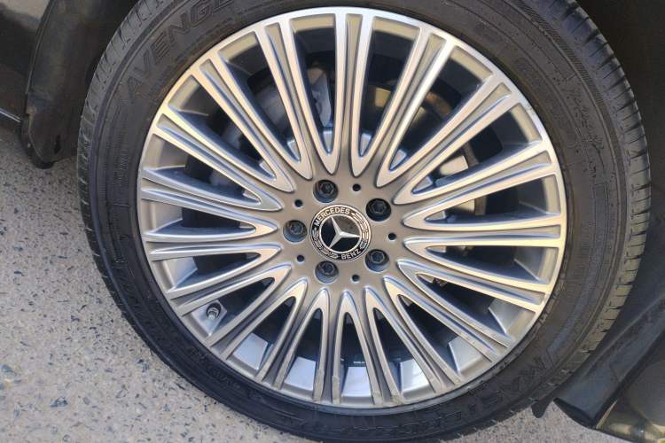 Used Mercedes-Benz E-Class 2021 Facelift E 300 L Stylish Edition