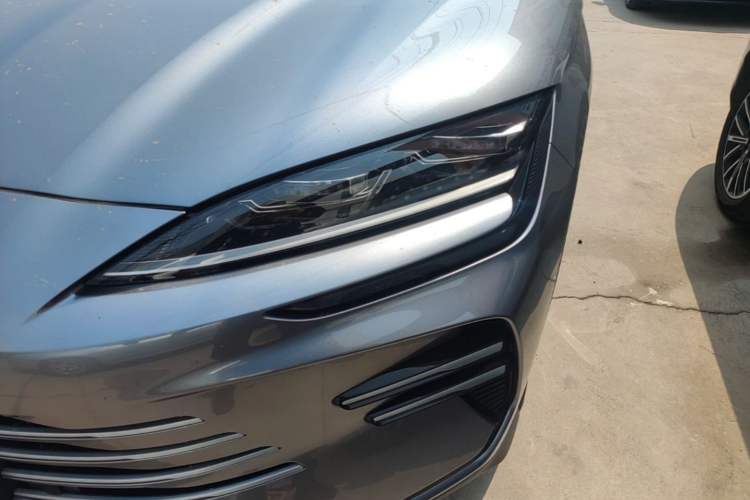 Used BYD Song PLUS New Energy 2025 DM-i 112KM Prestige Model Left Front Headlight