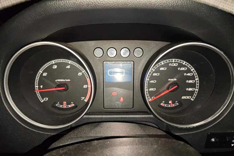 Used BAIC Off-Road BJ40 2016 40L 2.0T Manual All-Wheel Drive Prestige Edition
