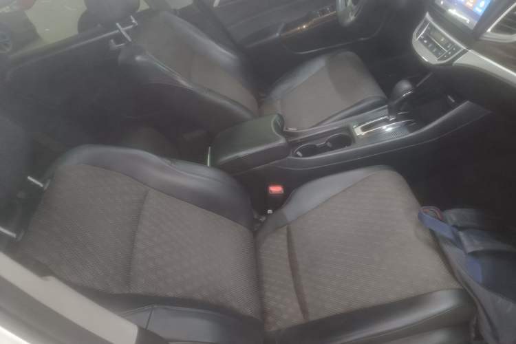 Used Honda Jade 2020 1.8L automatic Comfort version Right Front Seat