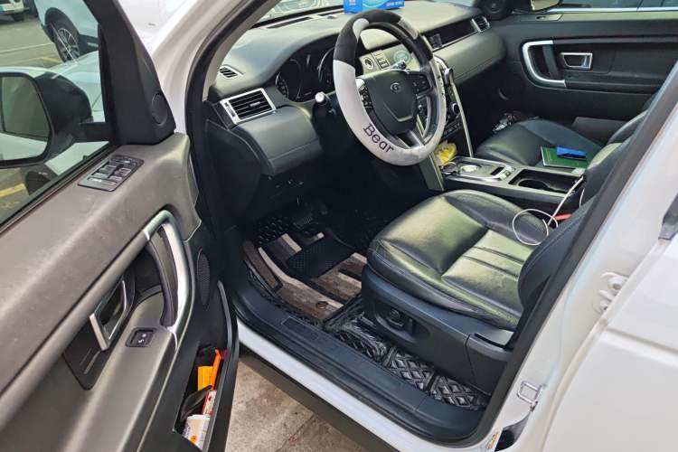 Used Land Rover Discovery Sport 2017 2.0T SE