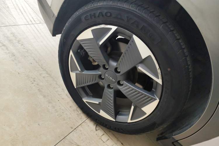 Used AION Y 2022 70 Intelligent Edition Lithium Iron Phosphate