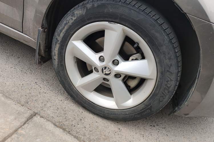 Used Skoda Octavia 2015 1.6L Automatic Yijun Edition