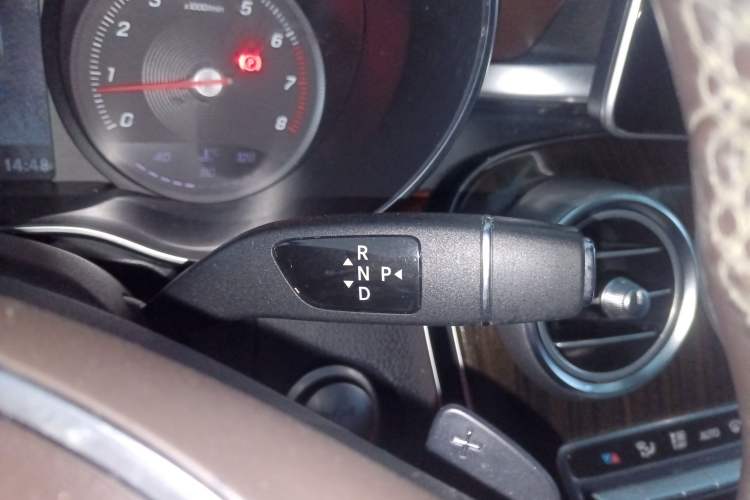 Used Mercedes-Benz GLC 2016 GLC 260 4MATIC Luxury Model
