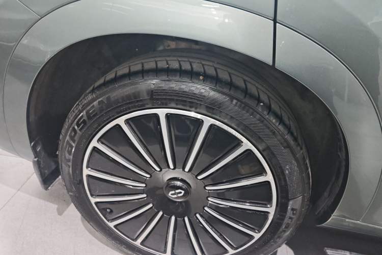 Used Hima AITO M7 2024 1.5T Intelligent Driving 4WD Max Edition 5 Seats
