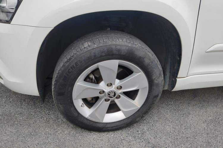 Used Skoda Yeti 2014 1.6L Manual Colorful Edition
