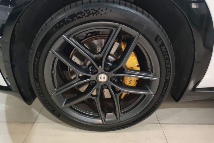 Used Xiaomi Auto YU7 2025 Ultra-Long Range High-Performance All-Wheel-Drive Max Edition
