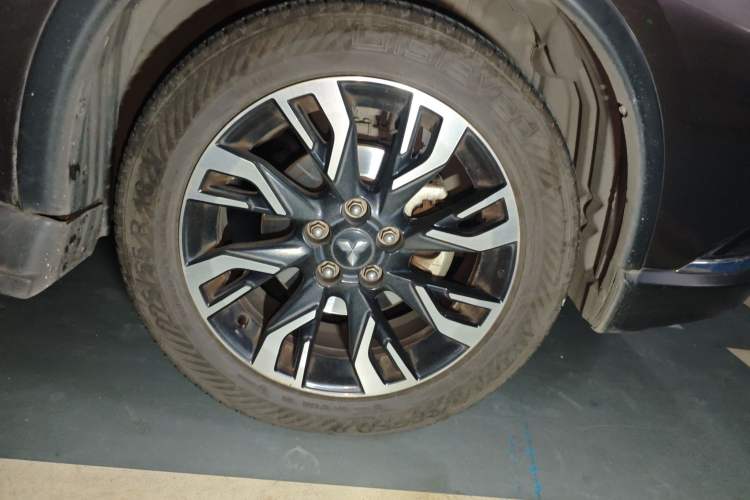 Used Mitsubishi Outlander 2019 2.0L Two-Wheel Drive Comfort Edition 7 Seats China V Emission Standard