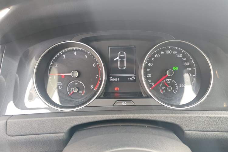 Used Volkswagen Golf 2019 280TSI DSG Comfort Version China VI Standard
