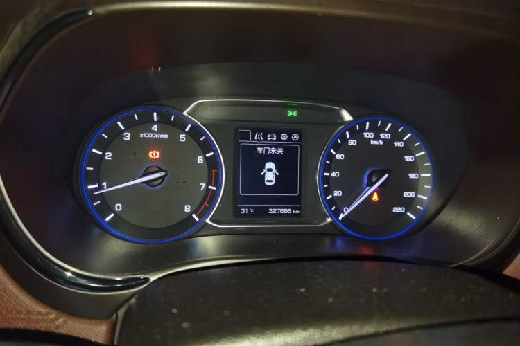 Used CHANGAN Lingxuan 2017 1.5T Manual Joyful & Happy Model