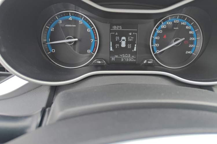 Used Geely Auto Emgrand 2020 1.5L Manual Luxury Model Odometer Close Up
