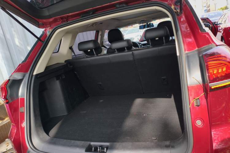 Used Geely Auto Emgrand X7 Sport 2020 1.8TD DCT Smart Connect PRO Trunk