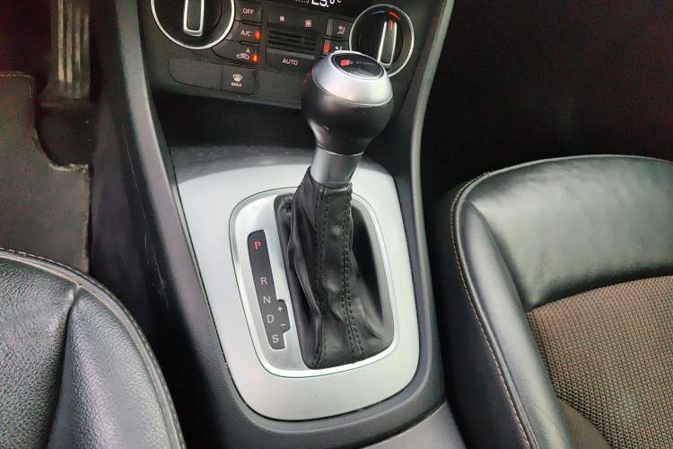 Used Audi Q3 2018 35 TFSI Fashion Edition Collector's Model
