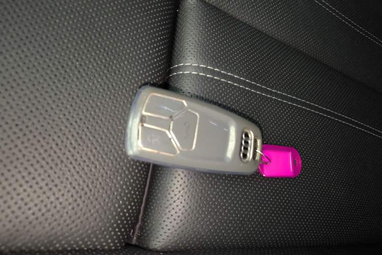 Used Audi A4L 2022 40 TFSI Luxury Dynamic Model