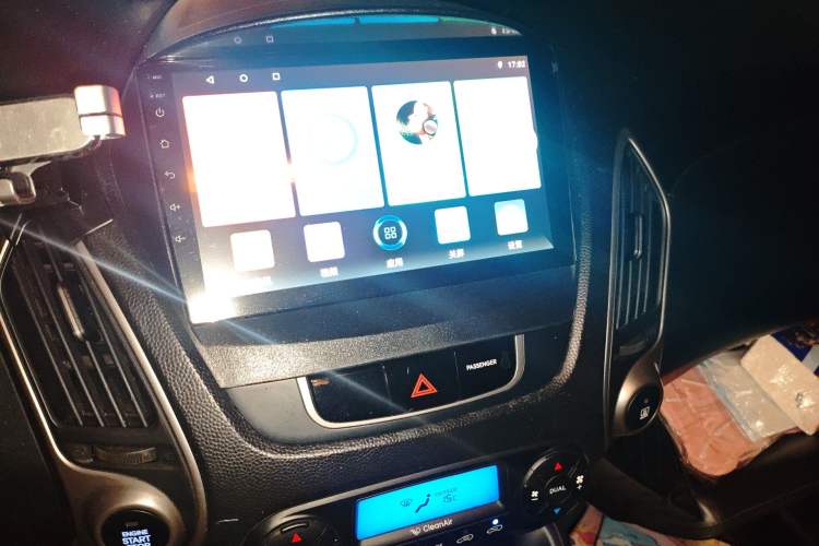 Used Hyundai ix35 2013 2.0L Automatic Two-Wheel Drive Smart GLS China IV Standard Audio And AC Panel