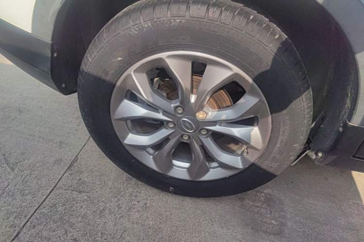 Used GAC Trumpchi GS3 2017 200T Automatic Elite Edition Exterior 5