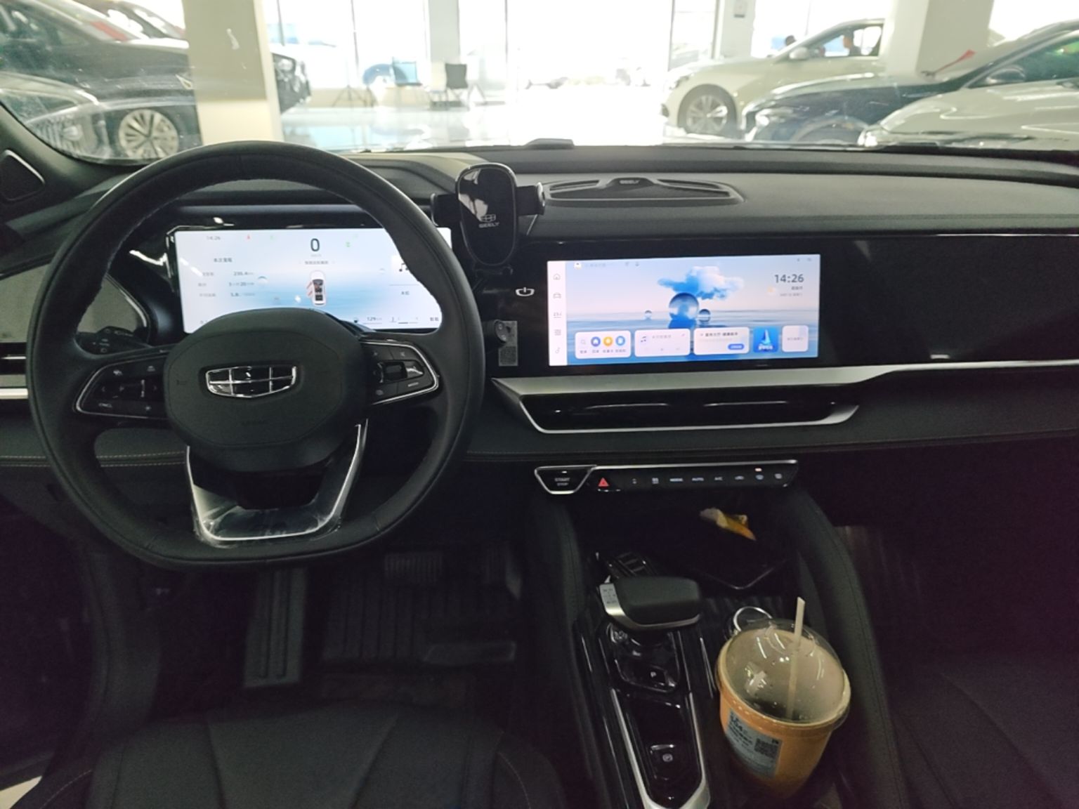 Geely Auto Monjaro L 2024 2.0TD DCT EVO Two-Wheel Drive Long-Range Version — снимка 12